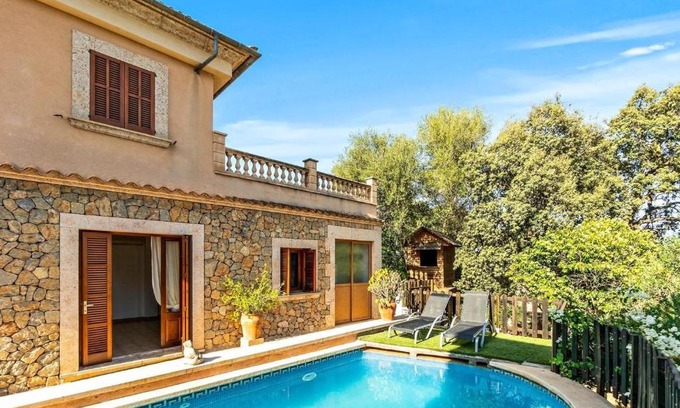 Maria de la Salut Casa | Son Monjo