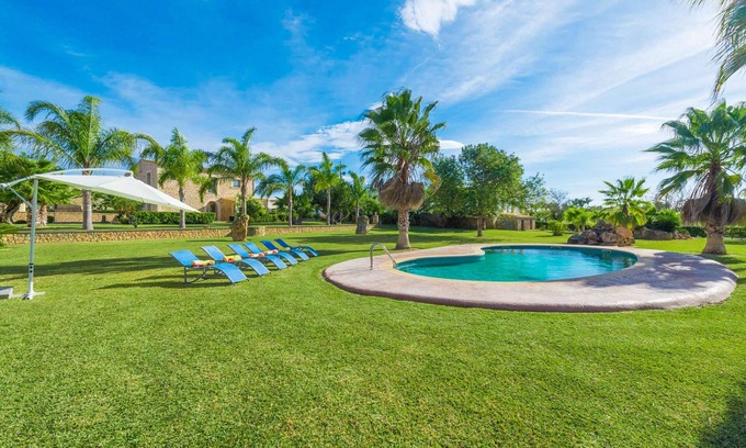Maria de la Salut Villa | SON PEROT - Villa con piscina privada en Maria De La Salut. WiFi Gratis
