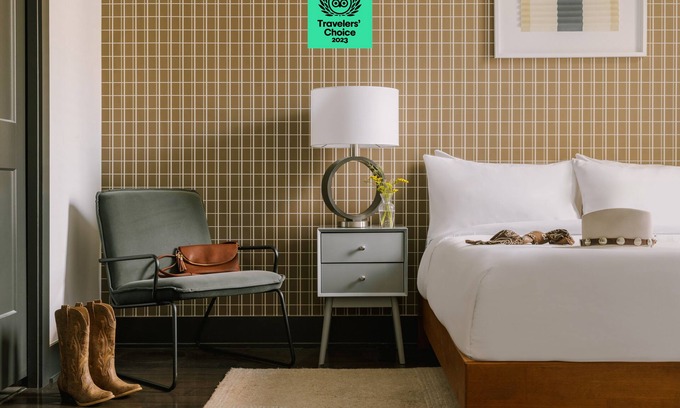 Hillsboro Village Apartamento | Sonder at Village 21 | Queen Studio Apartment w/ Balcony