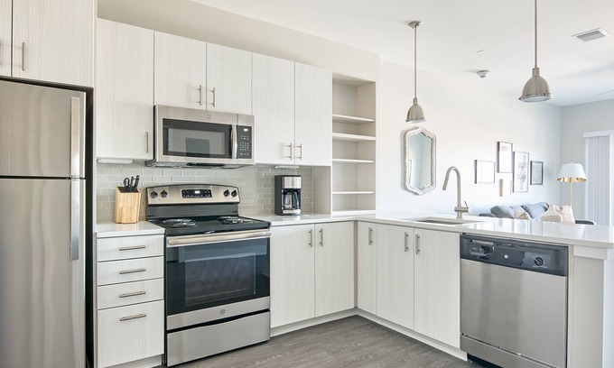 Hillsboro West End Apartamento | Sonder Belcourt | One-Bedroom Apartment w/ Balcony