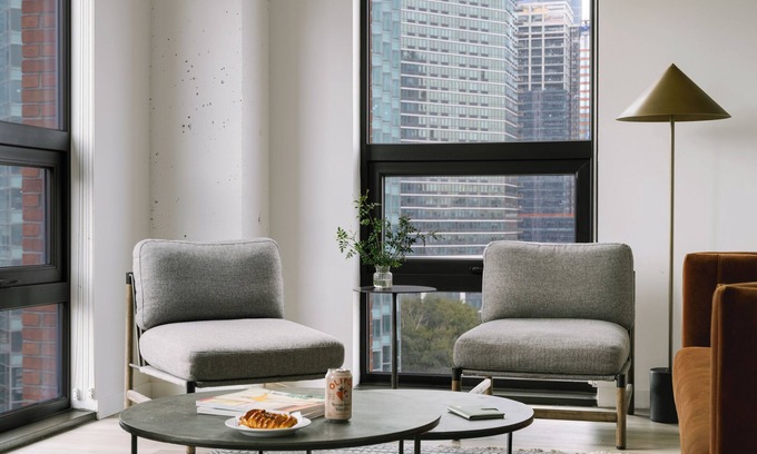 Hunters Point Apartamento | Sonder Court Square | Two-Bedroom Apartment w/ City View