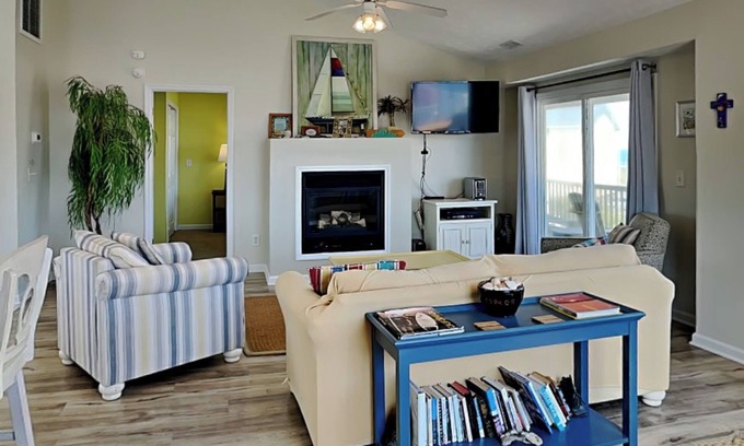 Surf City Casa | Song of the Sea | Pet-Friendly, Ocean Views