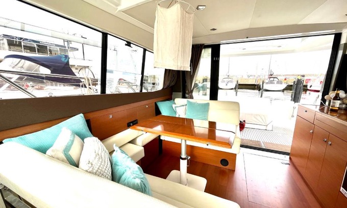 Dusternbrook Alquiler De Eote | Sonnige Yacht Boot Ein Ferienhaus auf dem Wasser