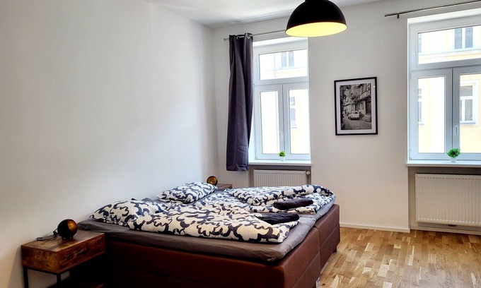 Favoriten Apartamento | Sonniges Apartment mit Balkon