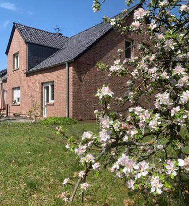 Schenkendobern Casa | Sonniges Haus