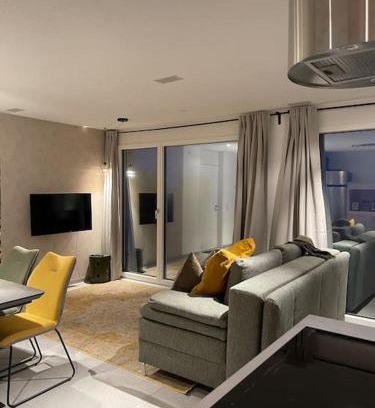 Ufhusen Apartamento | Sonniges und stylisches Loft mit toller Aussicht