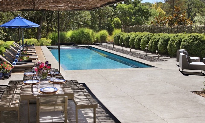 Kenwood Casa | Sonoma Valley Retreat. Luxurious secluded wine country estate