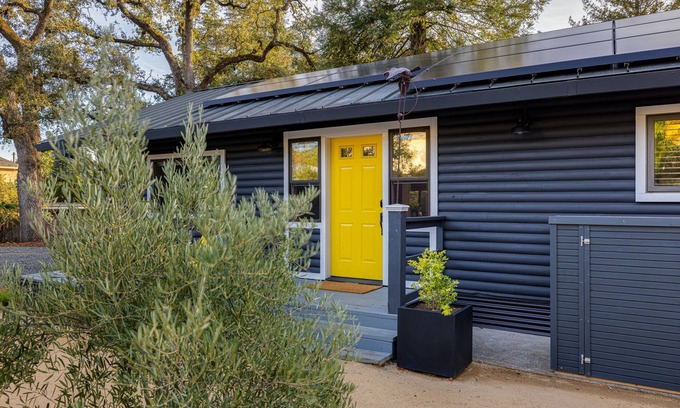 Fetters Hot Springs-Agua Caliente Cabina | Sonoma Wine Country Luxury Log Cabin