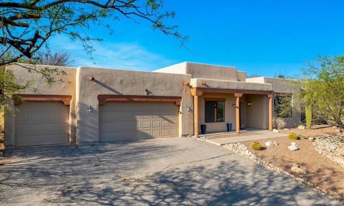 Hidden Valley Casa | Sonoran gem in Hidden Valley with POOL!