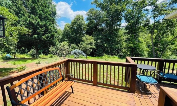 Charlottesville Casa | SONSAK - 943 Jefferson Lake Drive