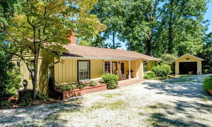 Laurel Park Casa | Sonshine Cottage