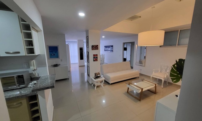Cali Apartamento | Sophisticated 3 bedroom apartment