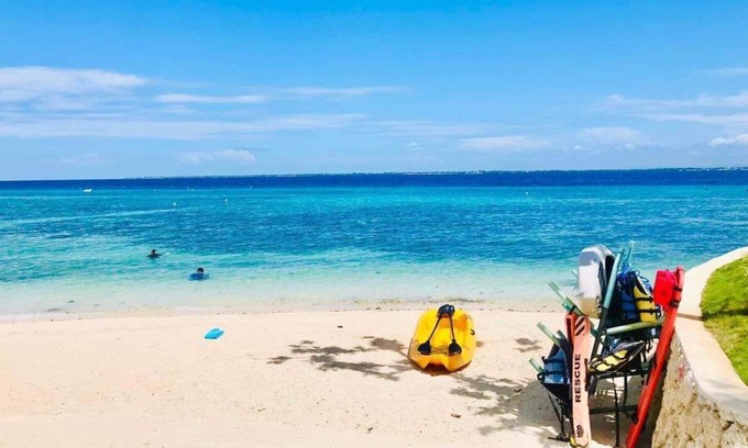 Maribago Condominio | Sophisticated and Luxurious Resort - walking distance to the beach!