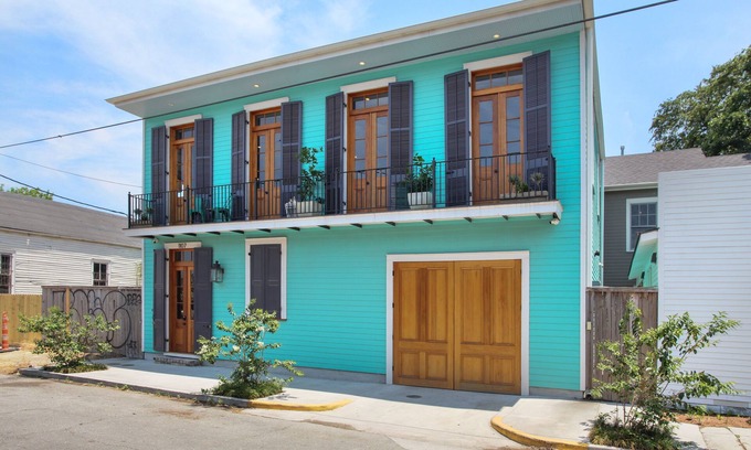 Faubourg Marigny Casa | Sofisticada casa Marigny Triangle Open Concept con balcón