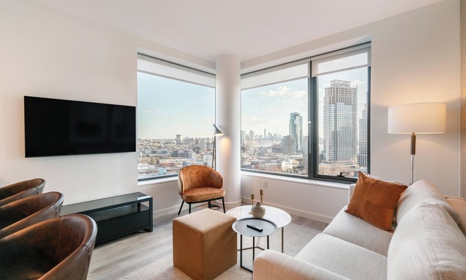 Hunters Point Apartamento | Sophisticated One-Bedroom in Greenpoint, Brooklyn