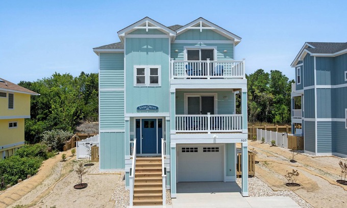 Monteray Shores Casa | Sound Dream: New Build | Pool & Hot Tub