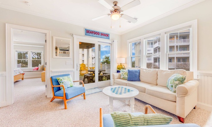 Hatteras Condominio | Sound Side Condo in the Slash Creek Community with Community Pool