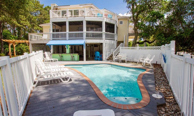 Monteray Shores Casa | SOUNDFRONT, Sound views, Private Pool, Hot Tub, MS12, Sounds Amazing