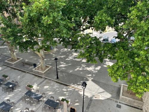 Velaux Apartamento | SOUS LES PLATANES