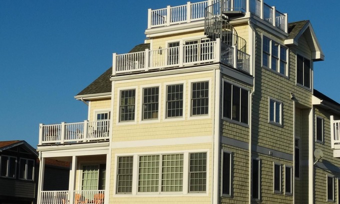 Bethany Beach Casa | 6 BR 7 BA duerme 16 Canal Front Pet Friendly Home- a pie de bicicleta de playa a la ciudad