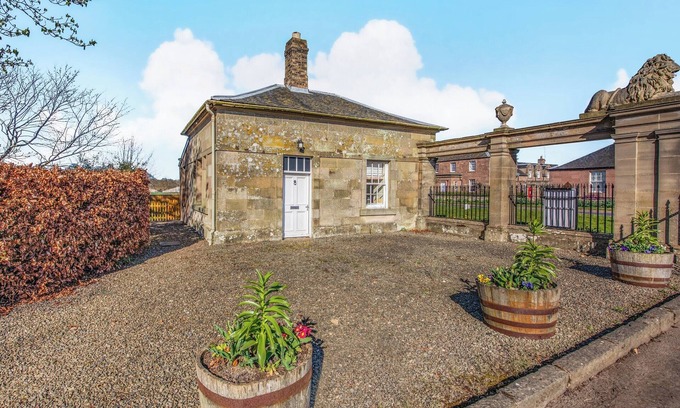 Paxton Cabaña | South Lodge - UK48318
