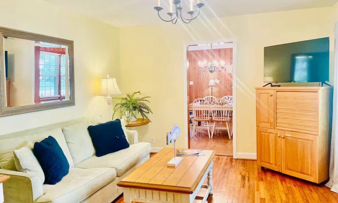 South River Casa | South River Retreat