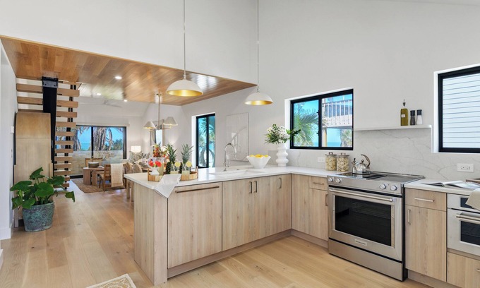 Captiva Cabaña | SOUTH SEAS BEACH COTTAGE 1411- Luxury Cottage- Brand New To Rental Program!