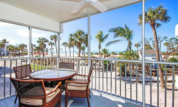 Captiva Casa | South Seas Beach Villa 2211: Your Captiva Island Retreat with Stunning Gulf