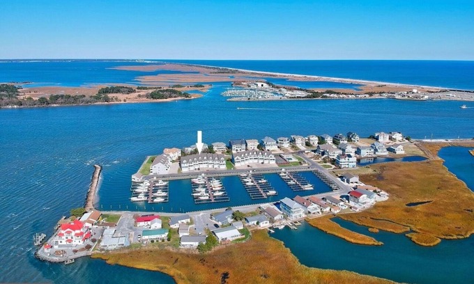 Ocean View Condominio | South Shore Marina -- Marina View Ct. - Bethany Beach, DE
