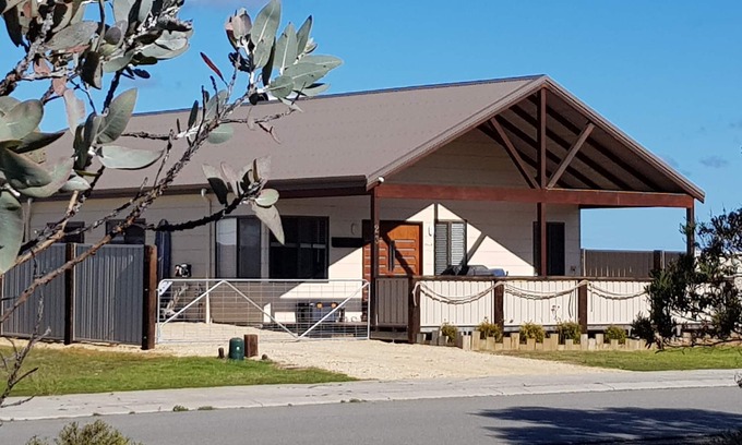 Bremer Bay Casa | Mary Road, casa grande y moderna cerca de tiendas, parques y ríos