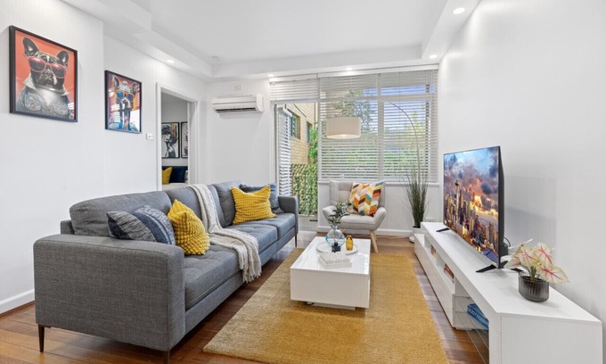 South Yarra Apartamento | South Yarra Sleek: Urban Pad