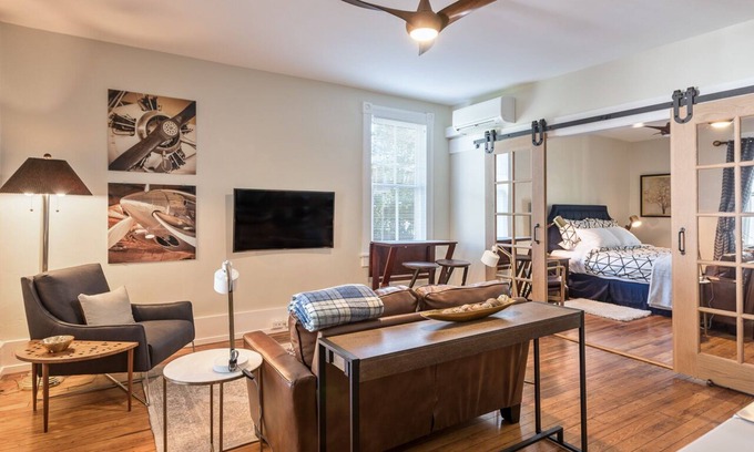 Belmont Apartamento | Souther Lux Apt Downtown Cville | 30 nt min.