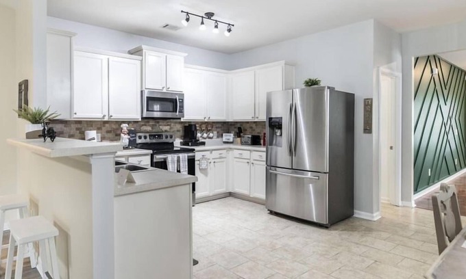 Byron Casa | *Newly Renovated* Southern Charm ⭐️