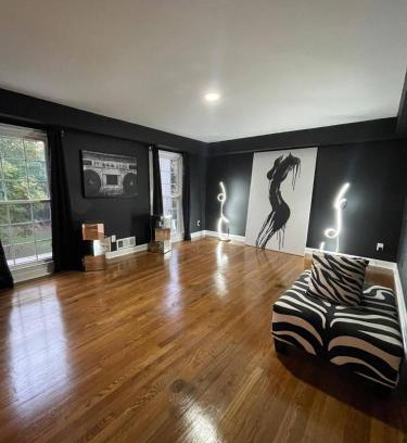 Southwestern Casa | Southern Collective Sleeps8! Airport-beltline