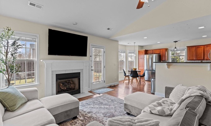 Murraysville Casa | Southern Comfort | Dogs Welcome | Quiet | Relaxing