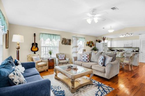 Frangista Beach Casa | Southern Comfort