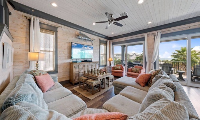 Orange Beach Casa | Southern Exposure | Balcony