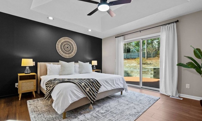 Southern Pines Casa | Southern Pines Getaway w/Hot Tub, Fire Pit & Pool