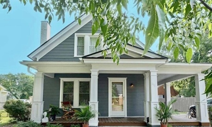 Edenton Casa | Southern Porch Charmer - Walk to Downtown Main Street and Waterfront!