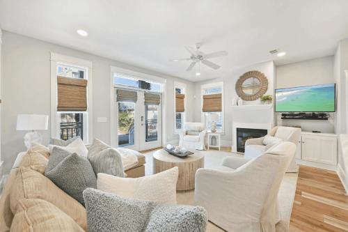 Rosemary Beach Casa | Southern Shores by AvantStay Seacrest Beach Resort Pool