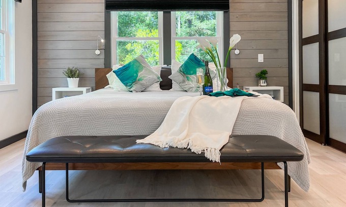 Southport Casa | Southport Tree Escape * King Studio Near Downtown