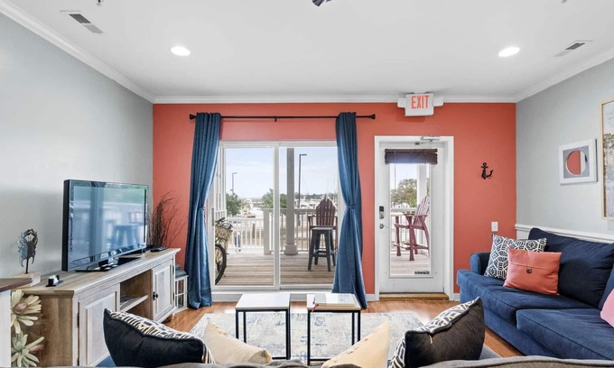 Southport Condominio | Southport Waterfront - Gorgeous Views! - No Hidden Fees