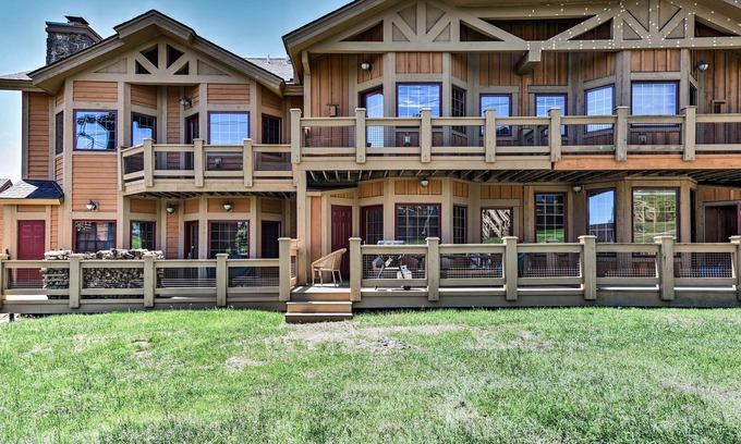 Champion Casa | Cozy Southwind Seven Springs Home, Ski-In / Ski-Out!