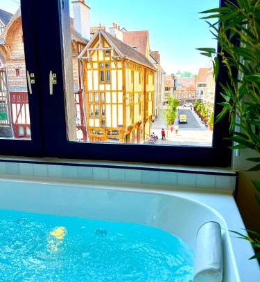 Old Town Apartamento | Spa et Sauna Luxueux Hyper centre