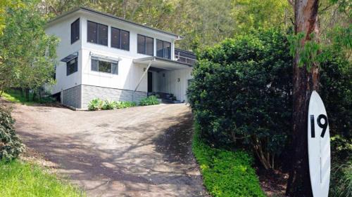Pretty Beach Central Coast Casa | 'Space and Serenity at Pretty Beach' by Accom Holidays