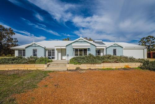 Lake Clifton Casa | Space for Days