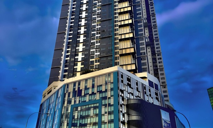 Taman Century Apartamento | Space Residency by A----Walk 100m to KSL