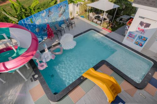 Ban Pong Casa | Space Water House พูลวิลล่าครอบครัว