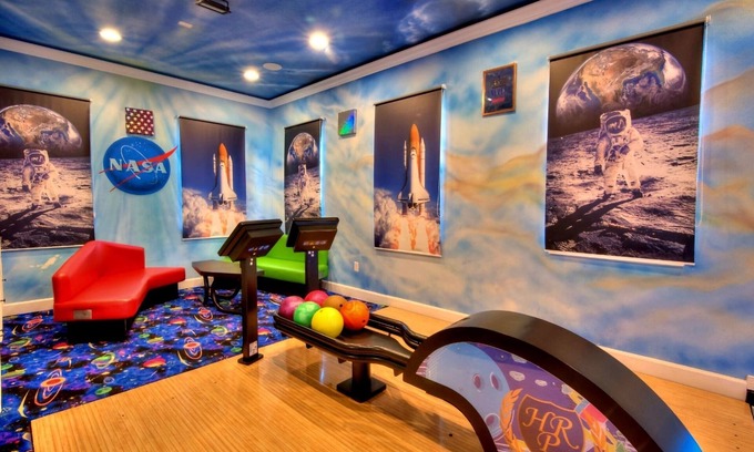 Kissimmee Casa | Space, World, Sports bowling villas, 42 Bedrooms, 43.5 bathrooms, sleeps 116