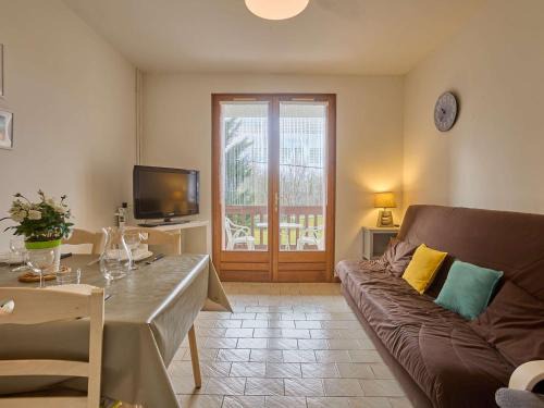 Barbotan-les-Thermes Apartamento | Spacieux T2 avec balcon, parking et wifi à Barbotan - FR-1-841-45